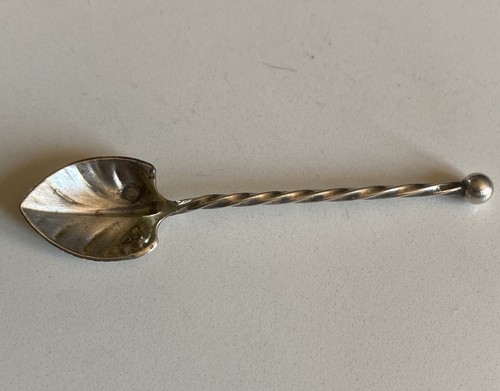 Cuillère saleron ancienne - à,