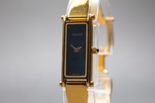 [Exc+5] Montre-bracelet femme vintage GUCCI 1500L 12mm cadran noir or du Japon