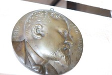 JEAN JAURÈS , MÉDAILLON EN