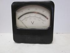 Gros Voltmètre de tableau A Leboeuf avec 3 échelles de mesure, continu, bon état