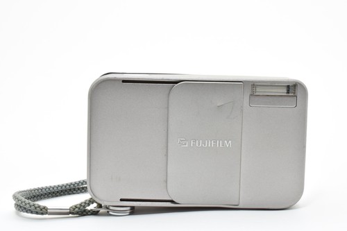 Near mint fujifilm cardia - [near,
