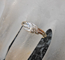 Bague  or blanc 18K sertie de 5 diamants  poincon 750  T 54
