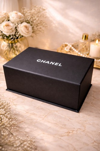 Boite chanel authentique - chanel,