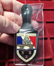 #128-1 ~ Pucelle / Insigne /