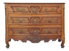 Commode galbée noyer - en,
