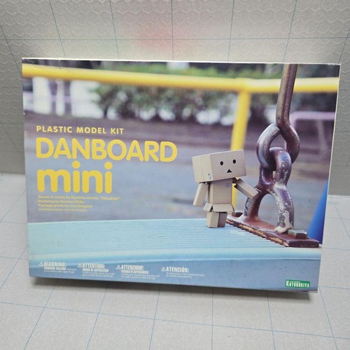 Yotsuba and plastic model - yotsuba,