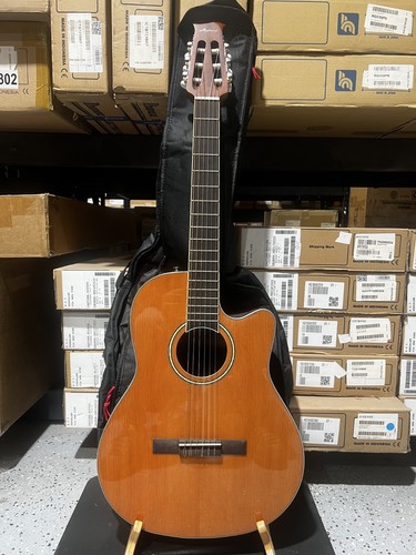 Ovation applause balladeer - applause,