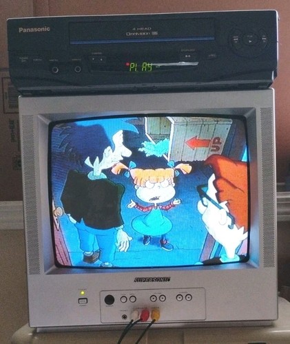 Panasonic omnivision v4021 - panasonic,