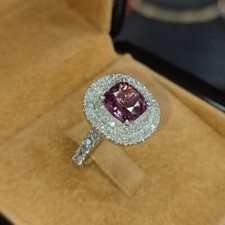 Bague exclusive en or blanc 18