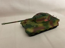 Char Tank King Tiger German panzer WWII 1944 - 1/50 Parade
