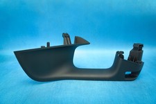 Cache accoudoir porte arrière