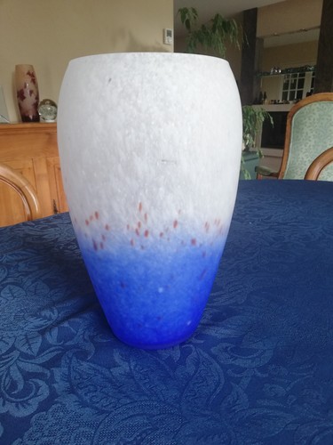 Vase pate verre dans le - dans,