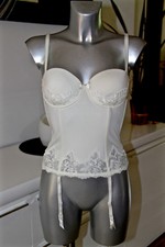 luxueuse guepière en dentelle