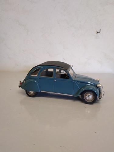 Voiture citroën 2cv solido - citroën,