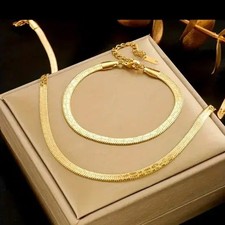 18K Bracelet Official