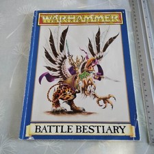 livre jeu de role - guide WARHAMMER vintage CODEX - battle bestiary