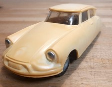 LEMEZARU Ancienne CITROEN DS19