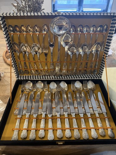 Ancienne ménagère 51 - de,