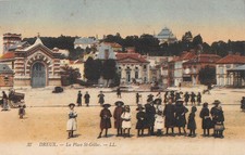 CPA 28 DREUX / PLACE SAINT GILLES