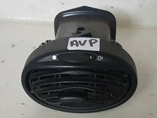 Grille aération avant