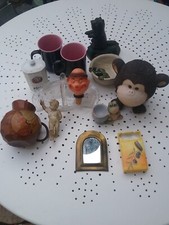 ANTIQUITÉ BROCANTE Objets divers, grenouilles, angelot, cendrier cigale etc...