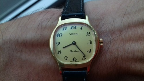 Verni luxe montre à - luxe,