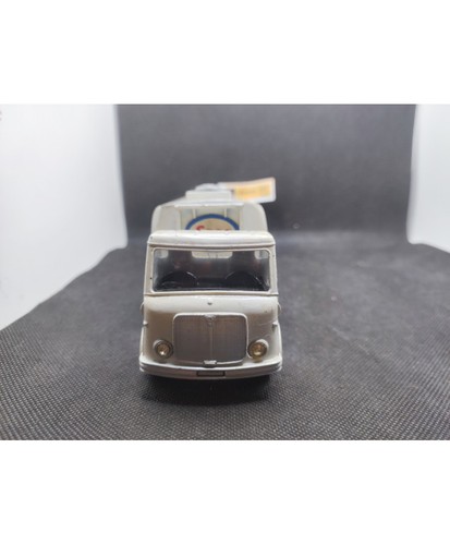 Camion aec citerne - ▄▀▄,