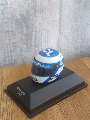 Casque 8 minichamps - 1/8,