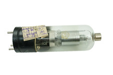 Tube à tête directe GKE-100 (ГКЭ-100) ≈ AD1≈ GM70≈ GK71 NEVZ NEUF DANS SA BOÎ...