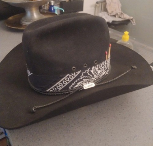 Chapeau feutre noir - en,