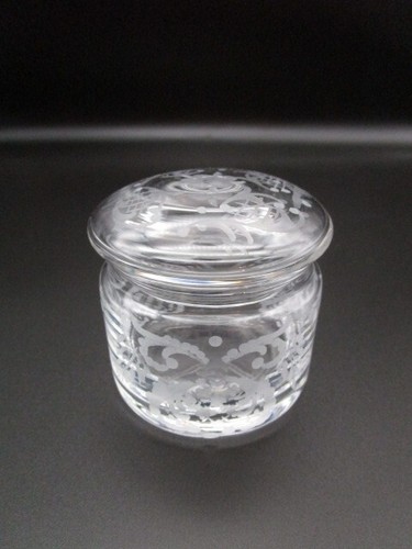 Pot couvert ancien - , cristal