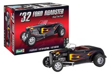 REVELL, Ford Roadster 1932 à