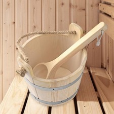 Tonneau et louche en bois pour