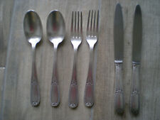 couverts anciens métal argenté 100e Fleurs de lys, fourchette,cuillère,couteau