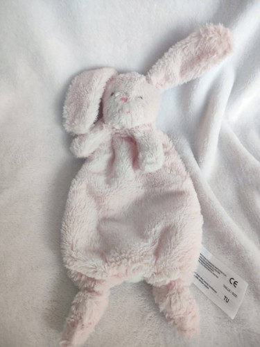 Doudou lapin rose plat