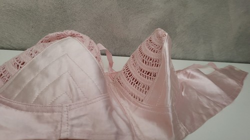 Ancien soutien gorge satin - soutien-gorge,