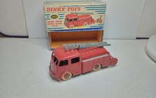 DINKY TOYS ANCIEN #32E FOURGON INCENDIE PREMIER SECOURS BERLIET EN BOITE bm
