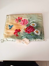 ANCIENNE POCHETTE EN SOIE POUR LINGERIE OU MOUCHOIR