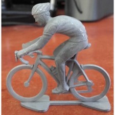cycliste métal brut, position rouleur moderne, échelle 1/32