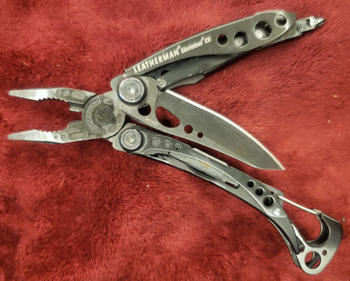 Leatherman skeletool cx - 🔴,