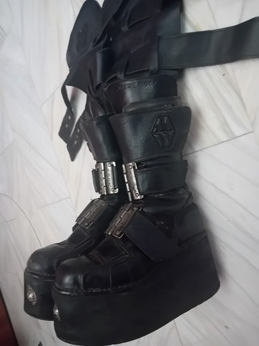 New rock boots - new,