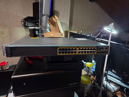 Cisco c2960s 24ts 24 - cisco,