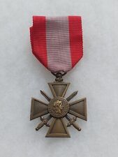 Une médaille militaire