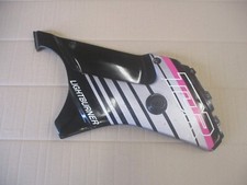 Flanc de carénage droit pour