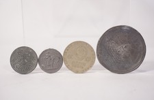 Lot De 4 Pièces Médailles Et