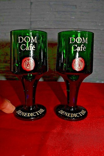 Anciens verres pied - 2, à