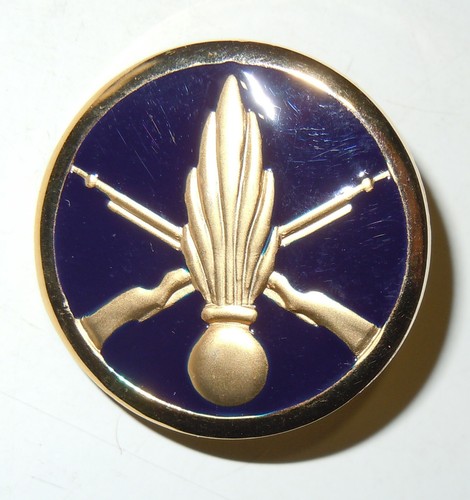 Insigne disque col - insigne,