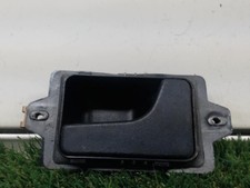 Poignee interieur arriere droit BMW SERIE 3 E30