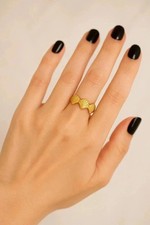 Bague Coquillage Dorée –