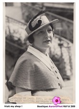 MODE FEMME 1933, TOILETTE AUX